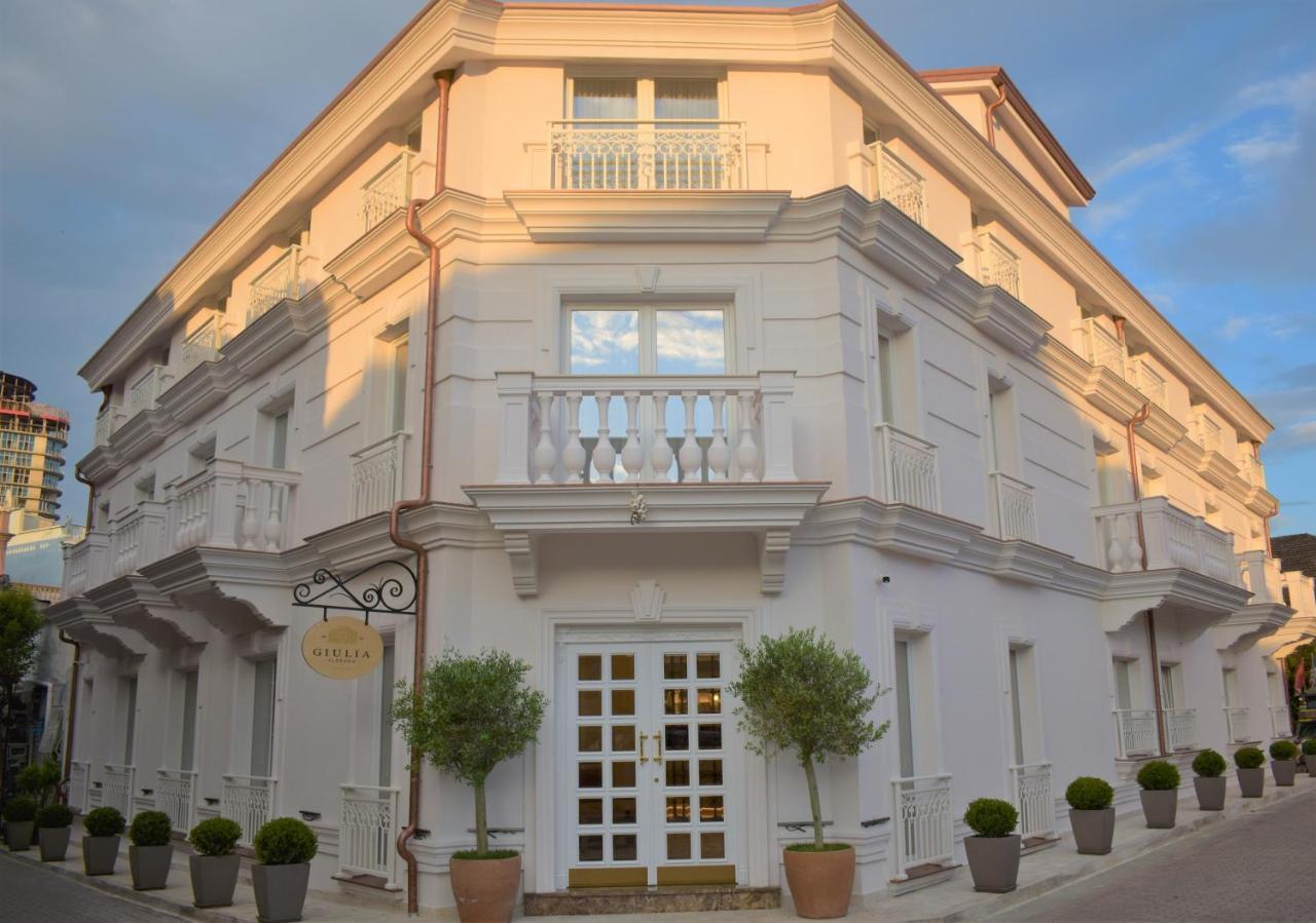 Giulia Albergo Hotel Durrës Exterior foto